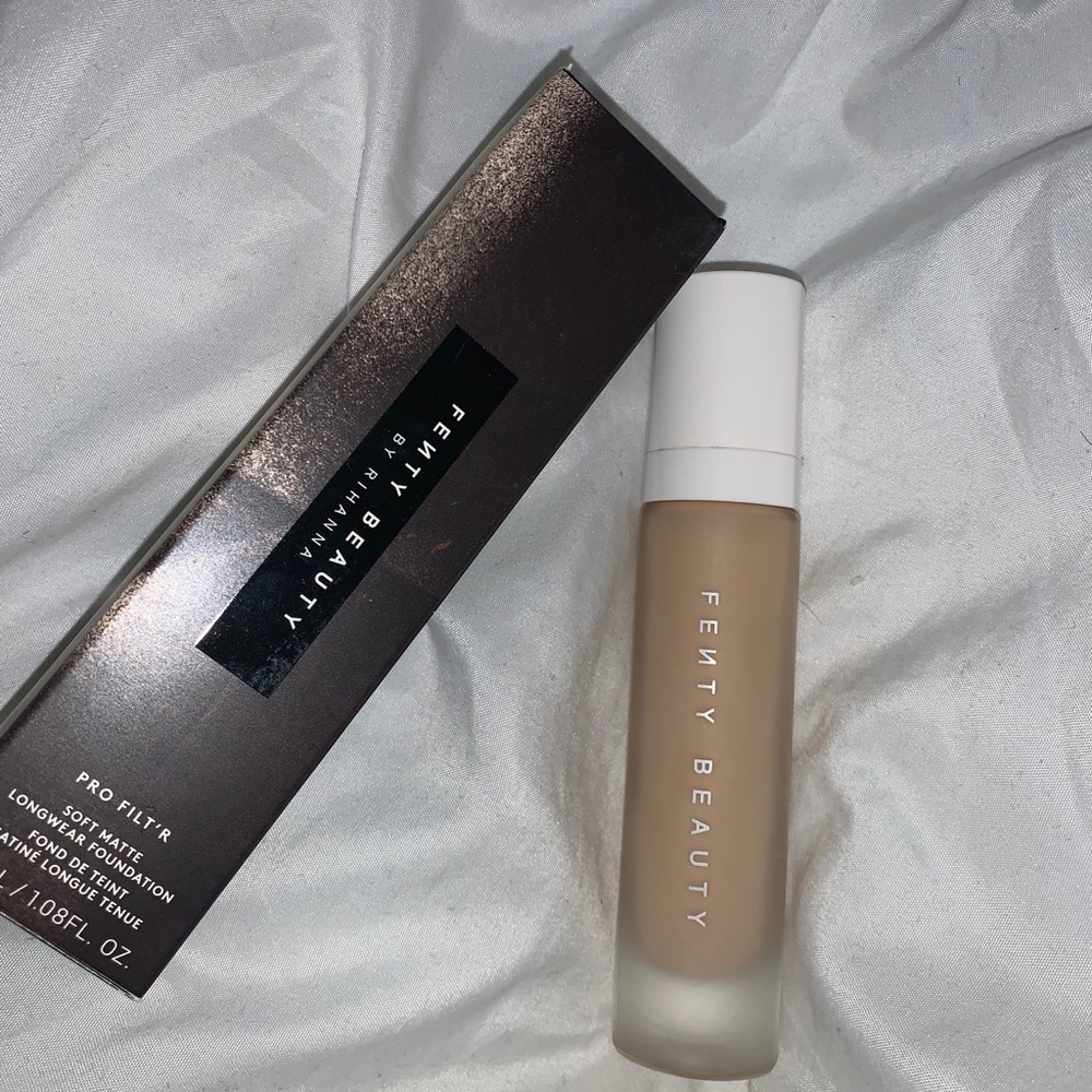 Fenty beauty foundation